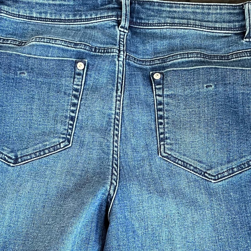 J. Jill:  Authentic Fit, Slim Ankle Jeans. Size 10 (regular)